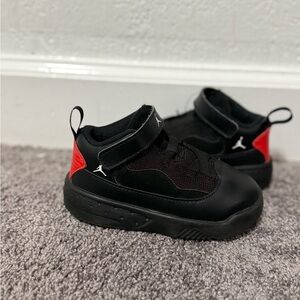Jordan toddler sneakers